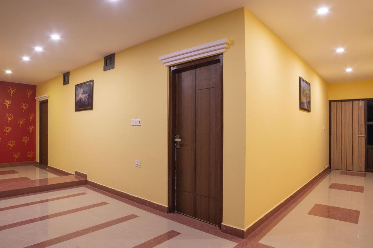 Galaxy Guest House Bhairāhawā 외부 사진